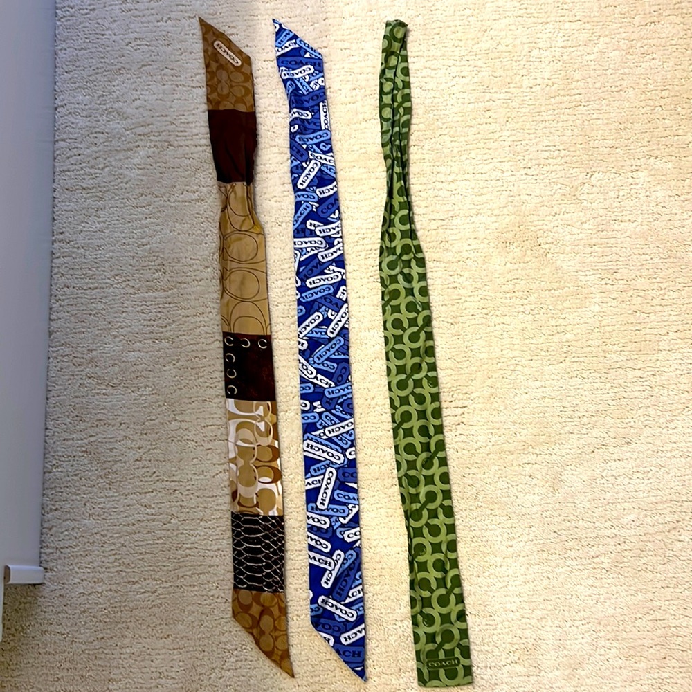 Coach scarf